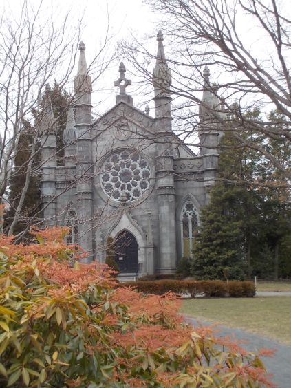 Another view of the Bigelow Chapel. I was happy to see some color in that shrub.
