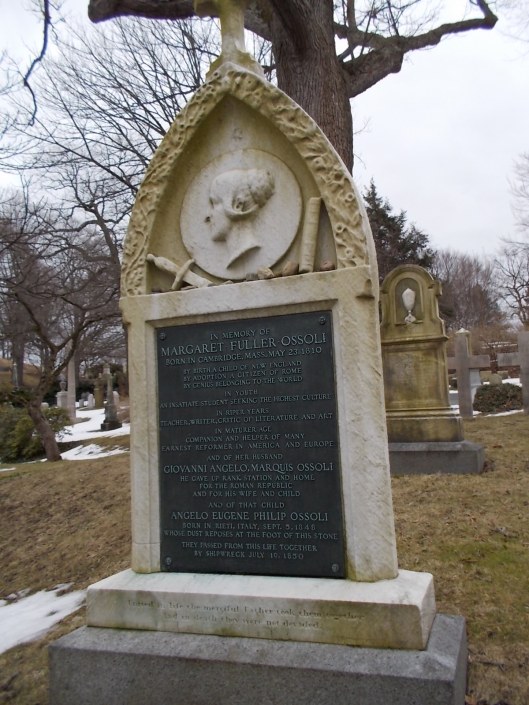 Photo by author. The entire cenotaph.