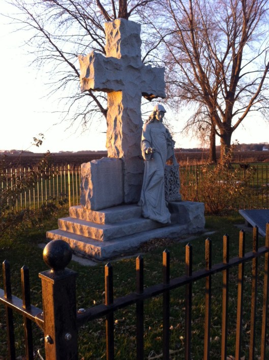 The female figure is supposed to represent Mercury. The memorial was dedicated in 1929.
