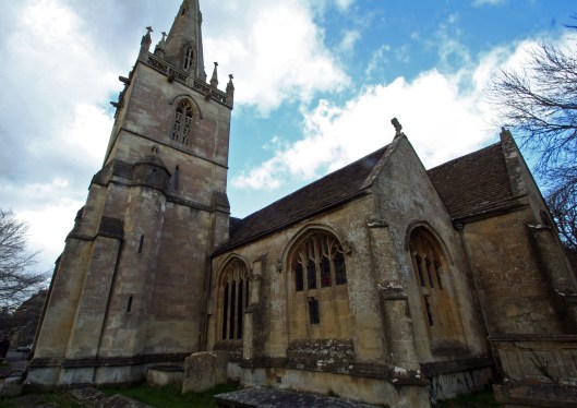 For two days in a row, the skies have been mostly blue. Amazing! I've seen very little rain since I've been here.